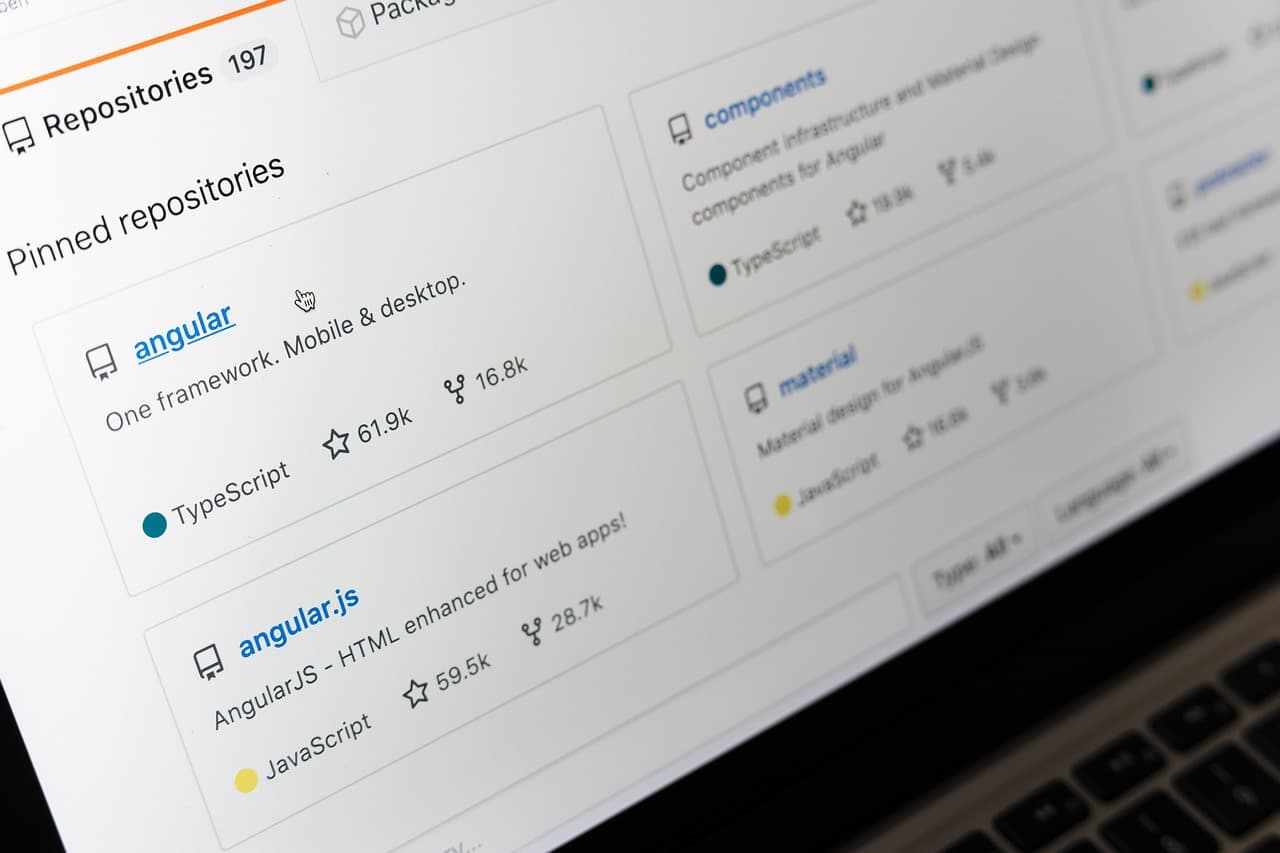 Git & GitHub Cheat Sheet: Essential Commands and Beginner Guide